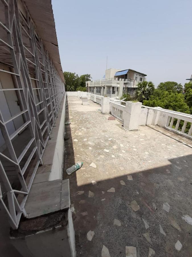 Hotel Marine Blue !! Beach Distance 50 Mts !! Digha  Exterior foto