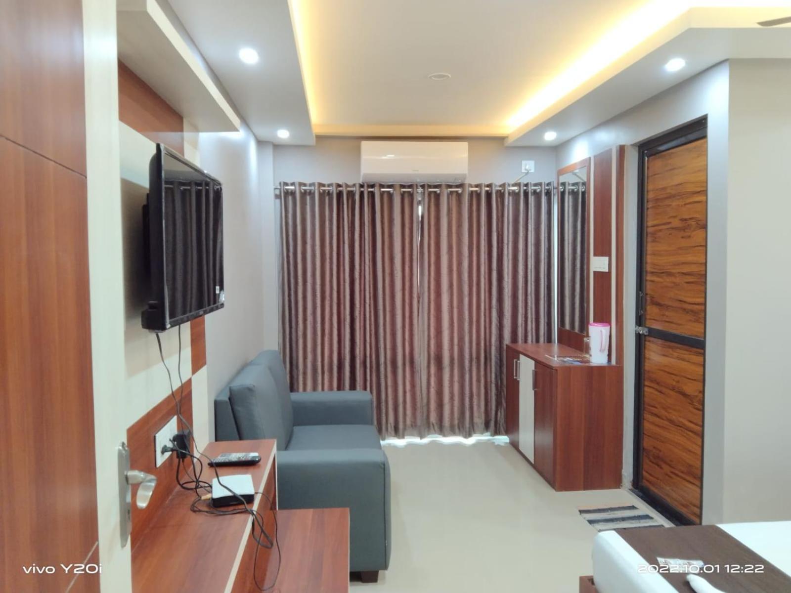 Hotel Marine Blue !! Beach Distance 50 Mts !! Digha  Exterior foto