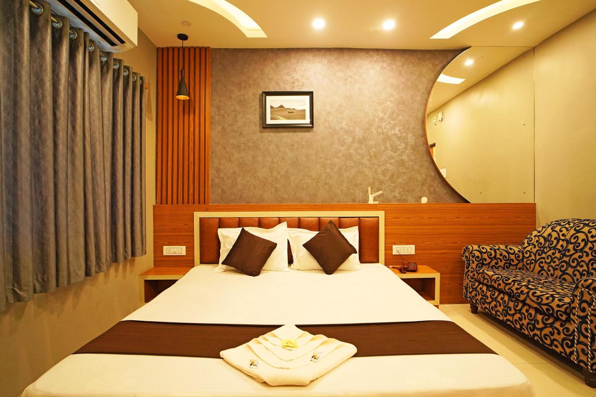 Hotel Marine Blue !! Beach Distance 50 Mts !! Digha  Exterior foto